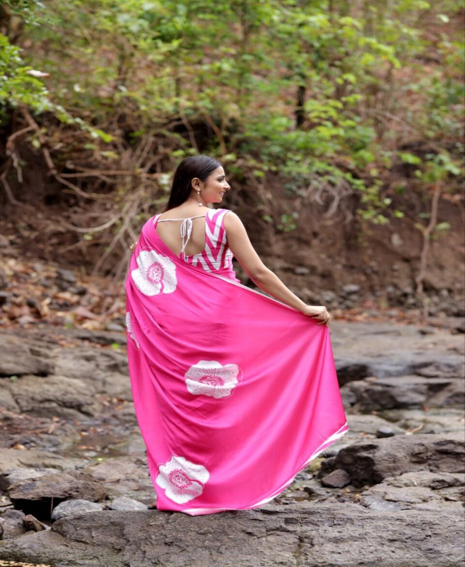 Artistic Modern Printed Saree