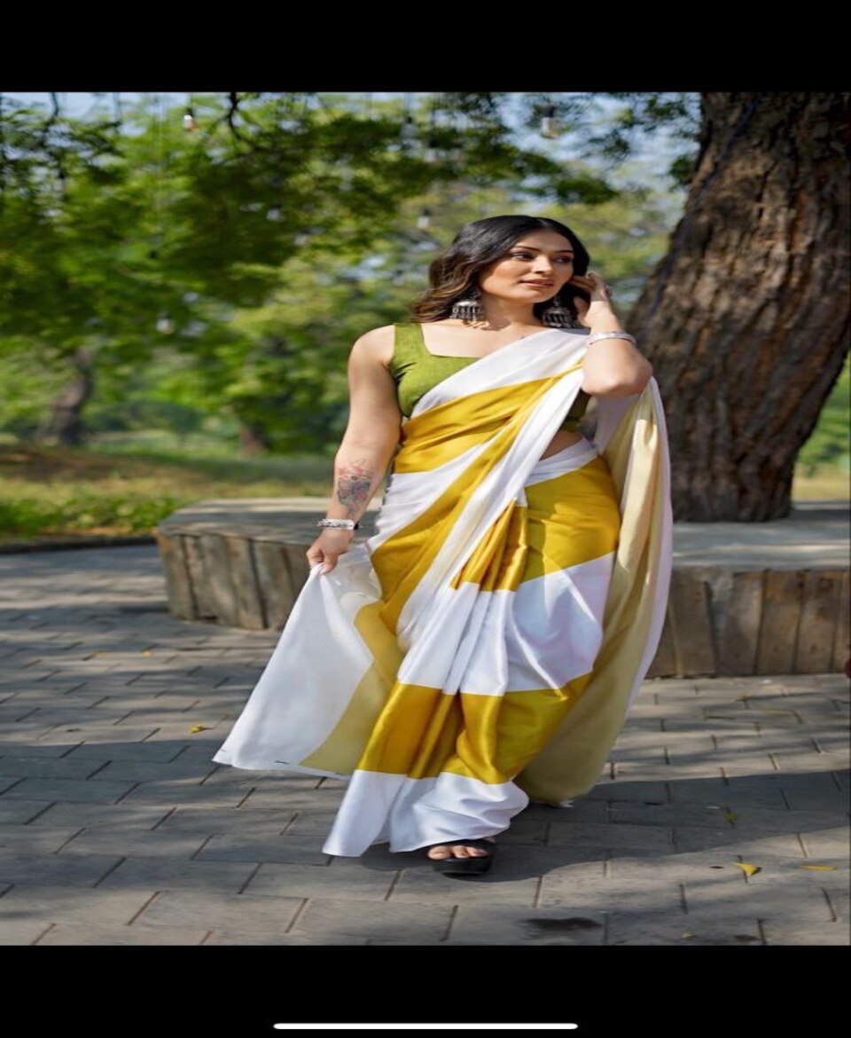 Smart Stylish Printed Saree