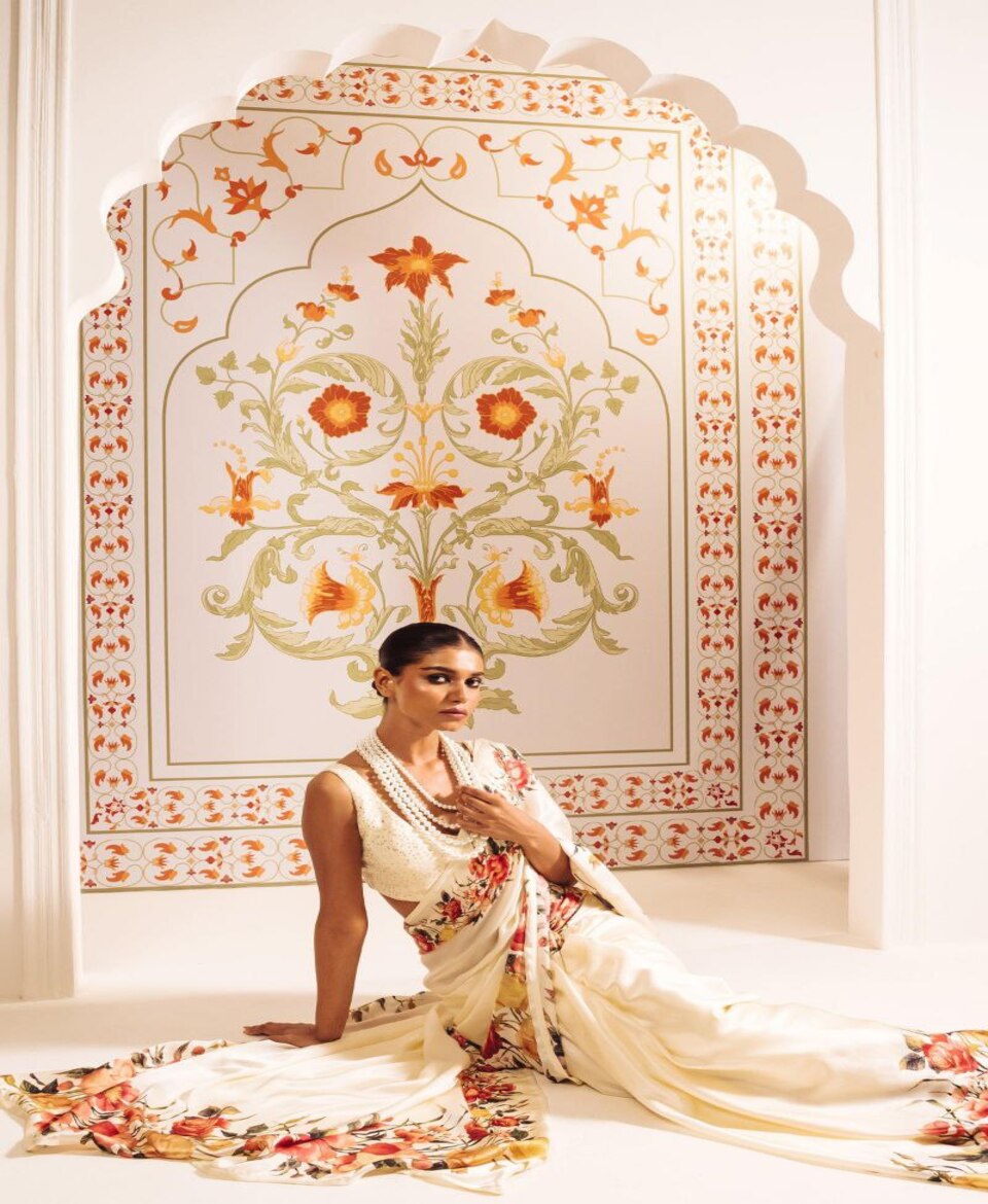 Trendy Fashion Look Saree
