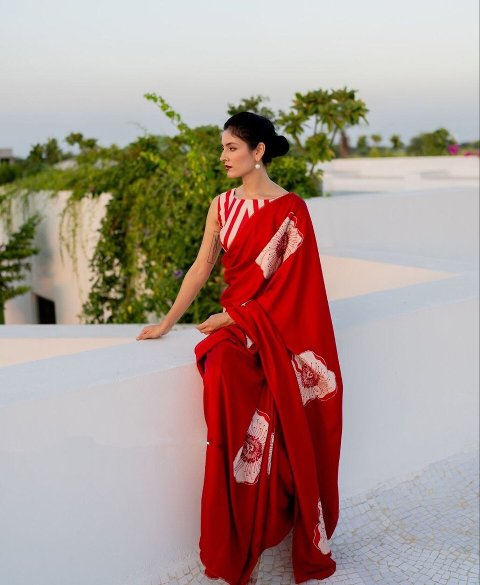 Artistic Modern Printed Saree