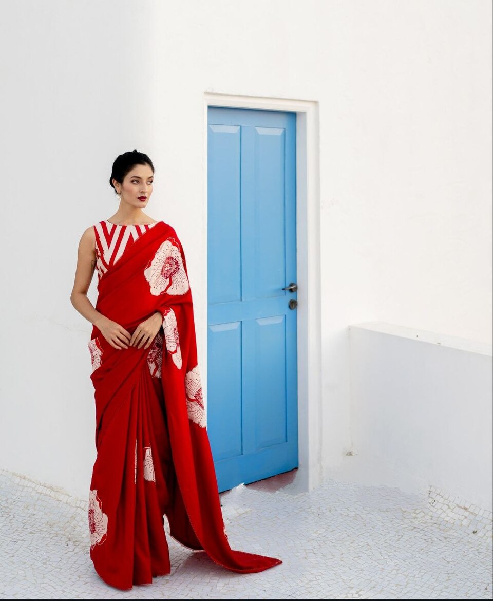 Artistic Modern Printed Saree