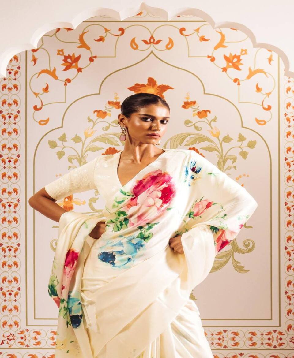 Modern Elegant Printed Saree