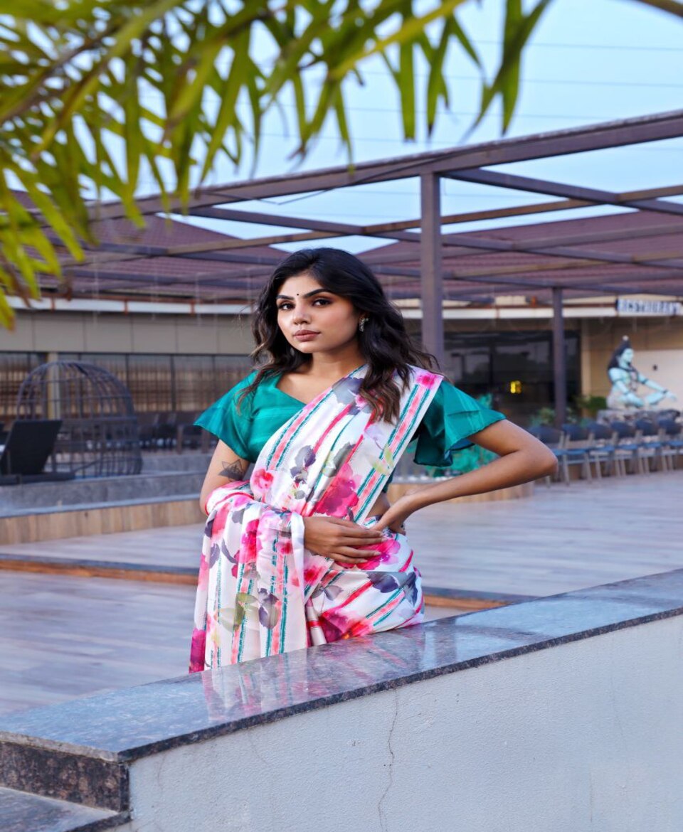 Graceful Glam Party Saree