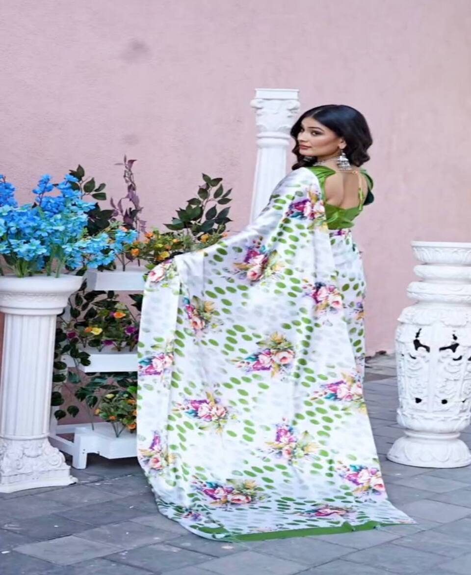 Elegant Muse Trend Saree