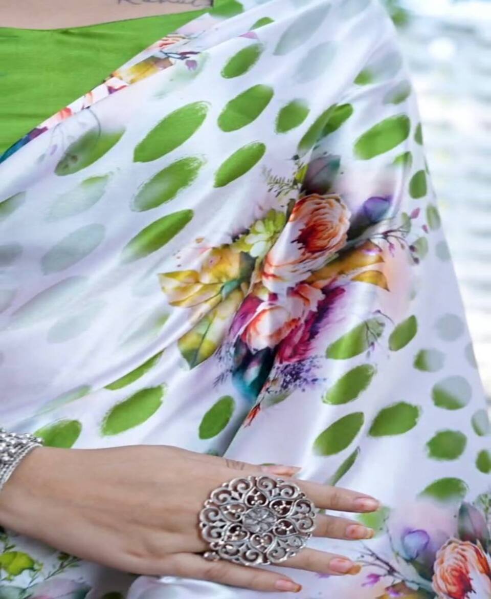 Elegant Muse Trend Saree