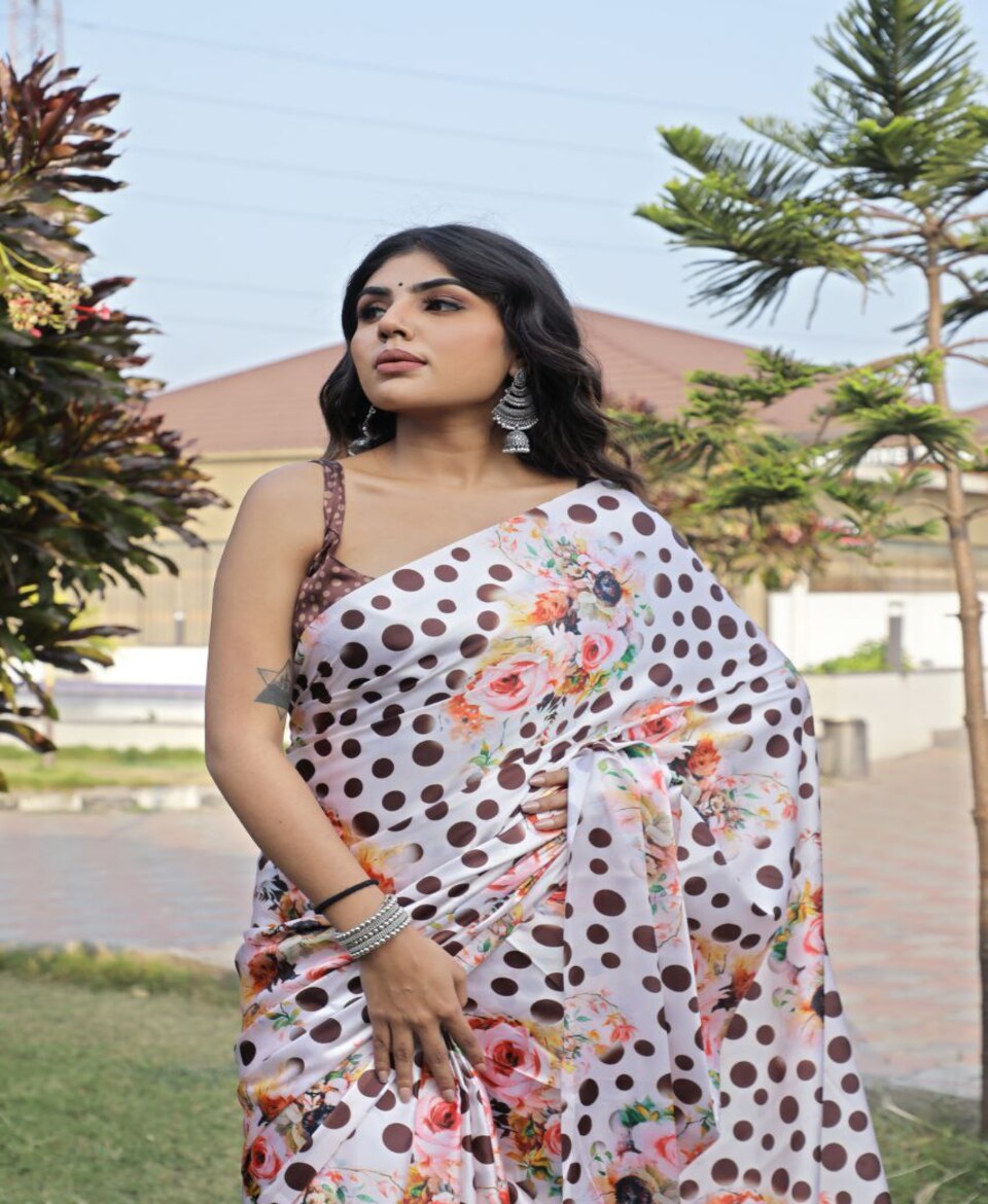 Elegant Muse Trend Saree