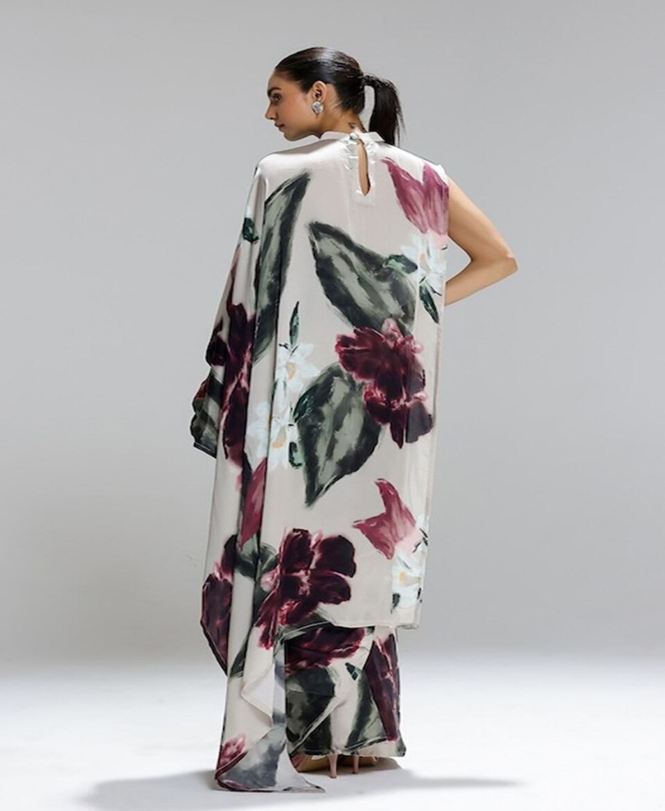 Modern Elegance Trend Saree