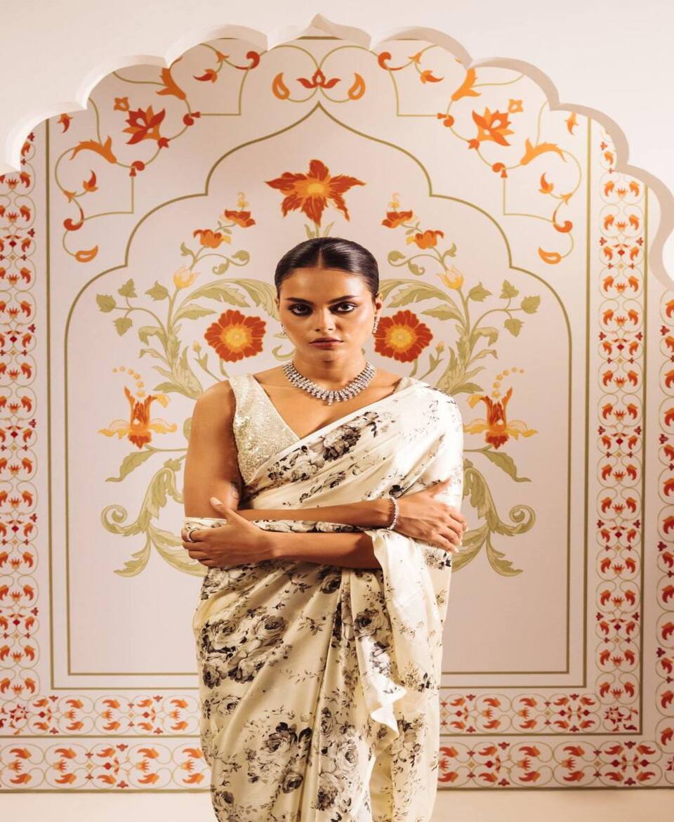 Smart Printed Saree Fashion Style