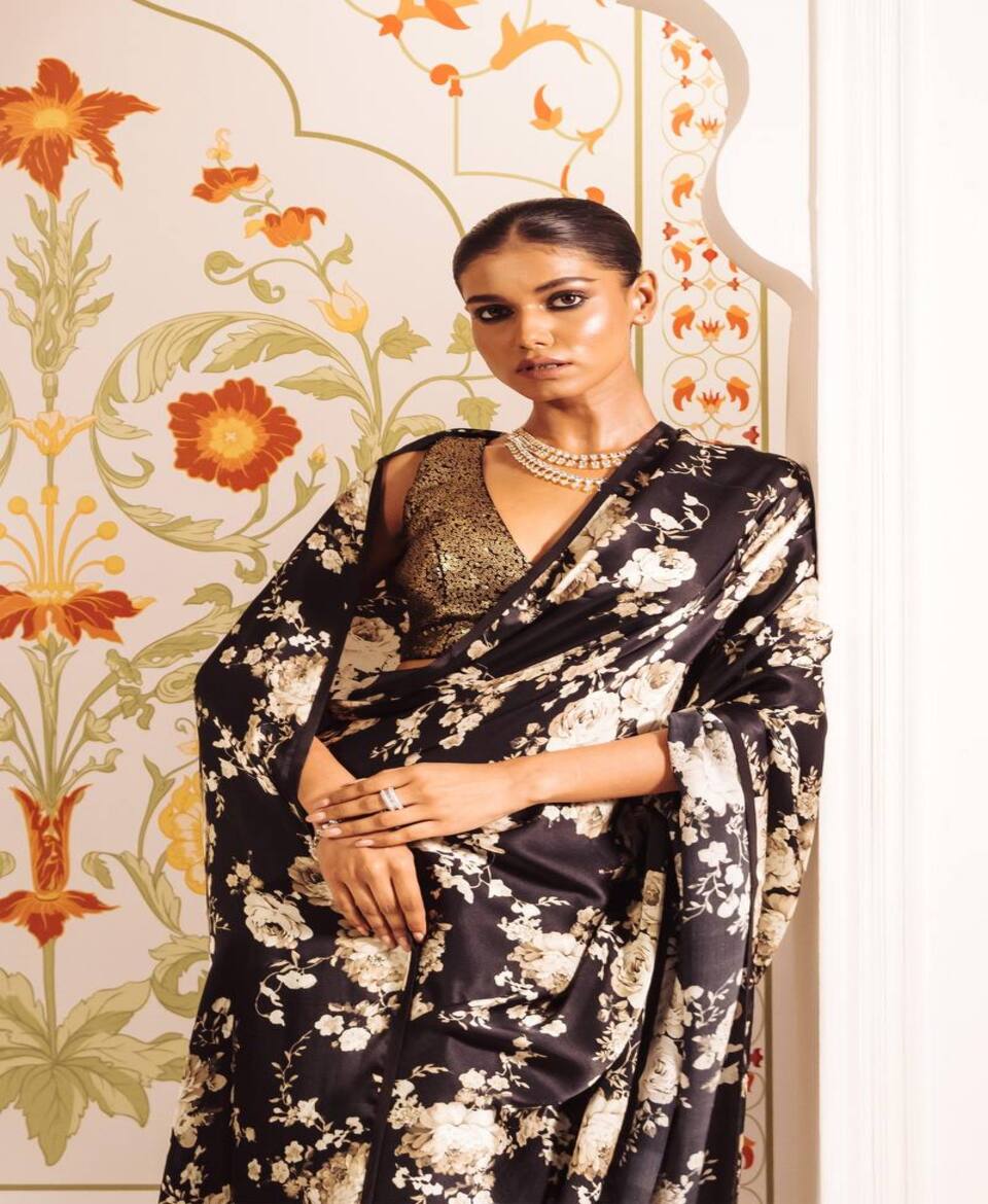 Smart Printed Saree Fashion Style
